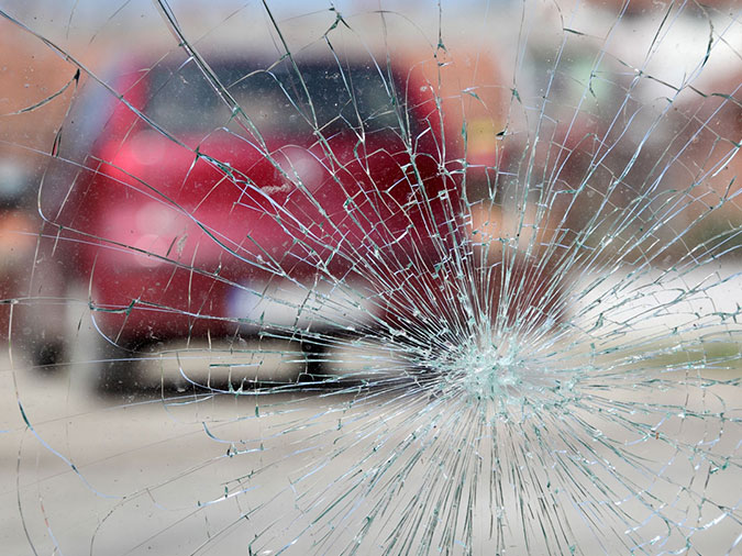 Preguntas frecuentes: ¿Qué hacer ante la rotura de un cristal de mi auto?